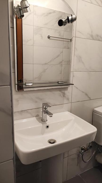 Dea1 Majlinda Apartment Sarandë Buitenkant foto