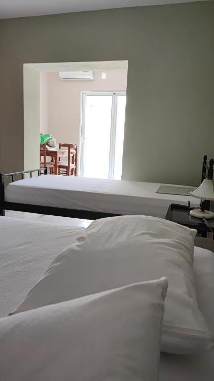 Dea1 Majlinda Apartment Sarandë Buitenkant foto